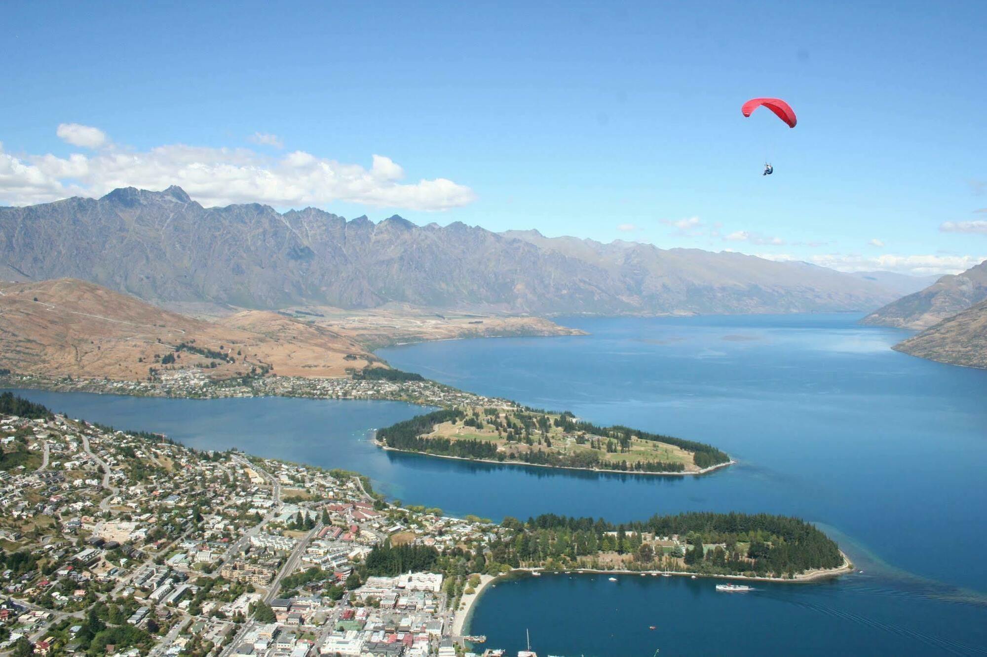 Heart Of Queenstown Eksteriør billede